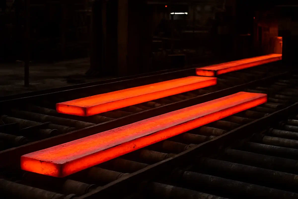 تحلیل تغییرات روزانه بازار آهن